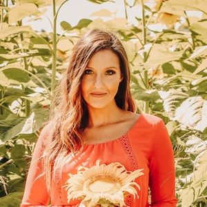 Meet your Posher, Beatrice